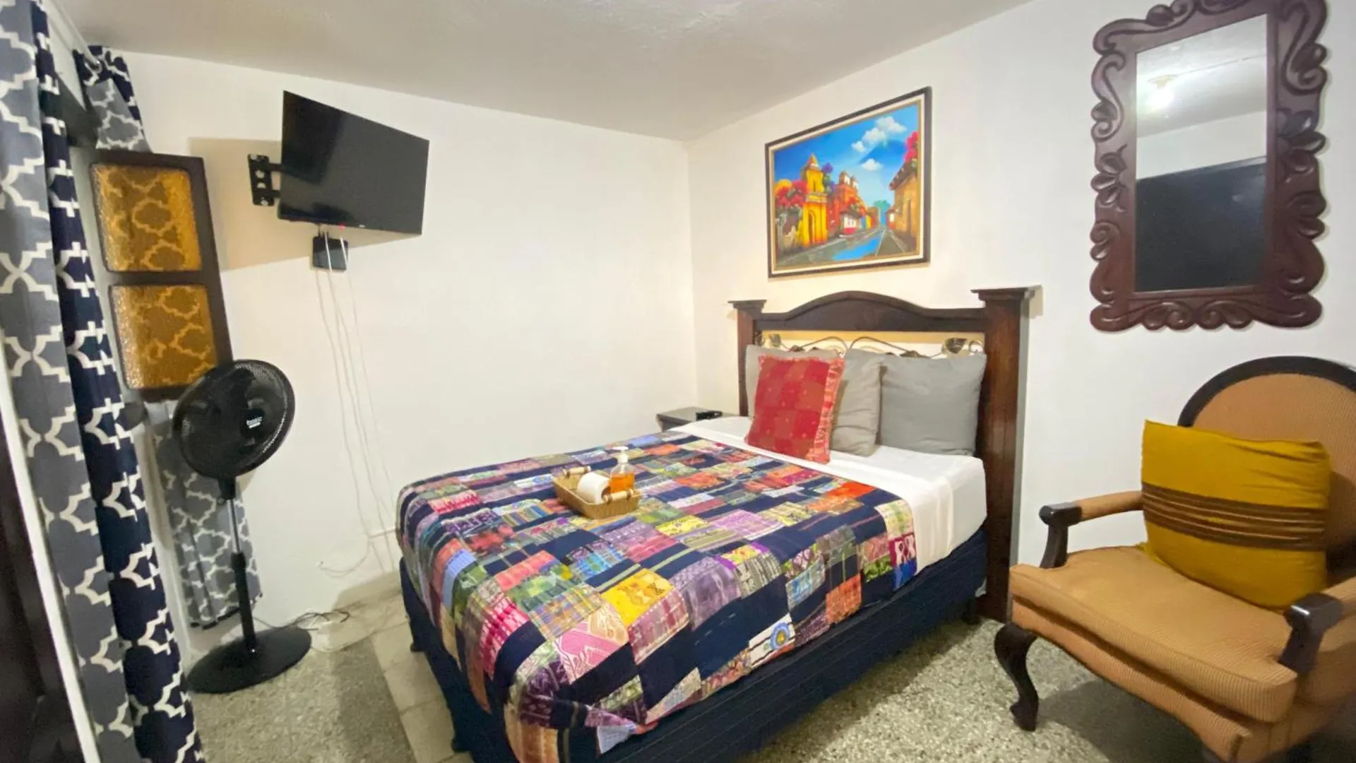 Casa Santiago Son Ll Hotel Antigua